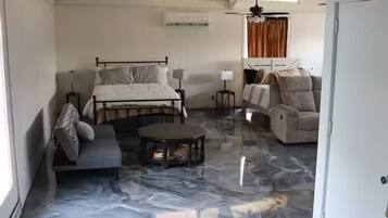 5 chambres, Wi-Fi gratuit, draps fournis