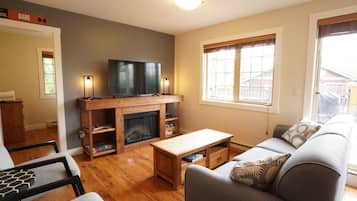 Smart TV, DVD player