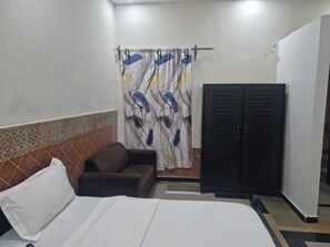 Habitación individual económica | Wifi gratis 