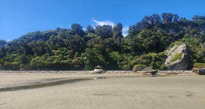 Castaway Cottage