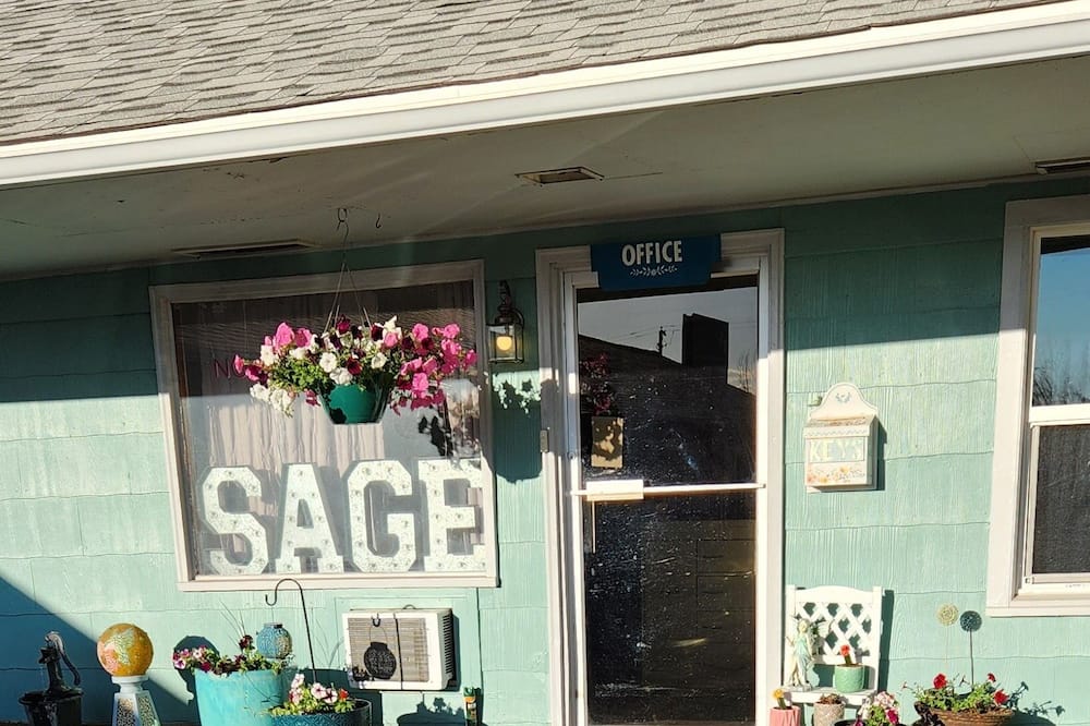 Sage Motel