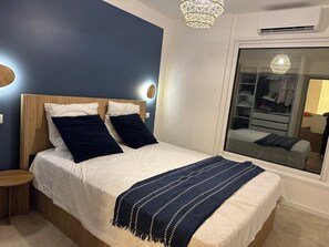 Iron/ironing board, internet, bed sheets - La Capte, New air-conditioned home with a Jacuzzi, within walking distance of the ocean (Hyères)
