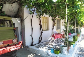 Terrace/patio - Cosy spacy comfortable house in beautiful Fterno village Lefkada (Fterno)