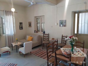 Living area - Cosy spacy comfortable house in beautiful Fterno village Lefkada (Fterno)