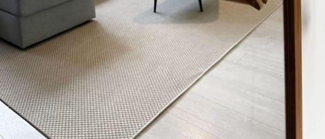 Basic Apartment | Interior