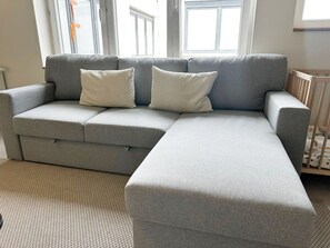 Basic Apartment | Living area - Comfortable 1BR Apt Central Ghent (Gent)