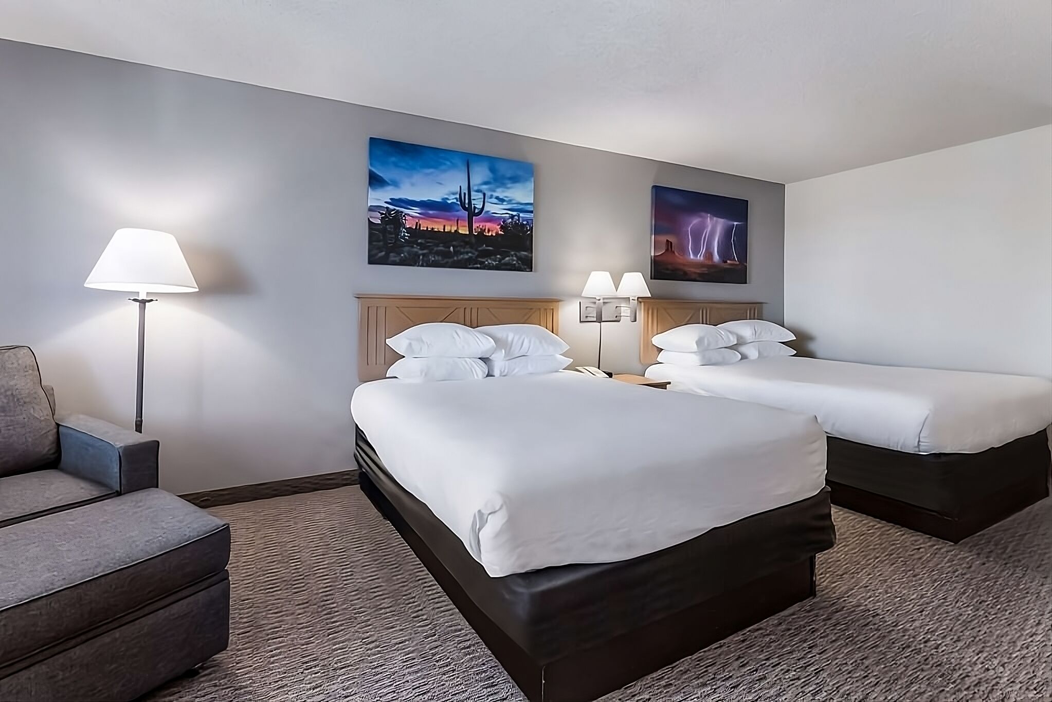 Make Fun Memories At Goodyear | Free Breakfast, Outdoor Pool | Pets Are Welcome! - Goodyear, AZ