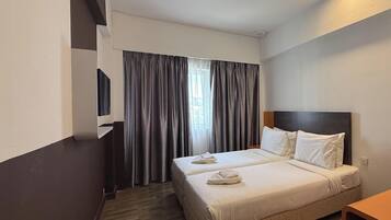 In-room safe, iron/ironing board, WiFi (free)