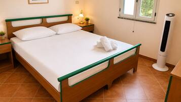 3 dormitorios, tabla de planchar con plancha, wifi y ropa de cama