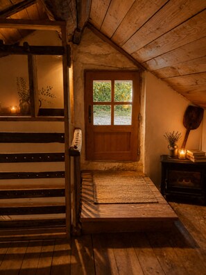 Interior - "Aïga" sheep farm in the Cévennes with a private pool (3m x 6m) (Trèves)