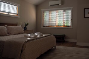 5 Schlafzimmer, Bügeleisen/Bügelbrett, kostenloses WLAN, Bettwäsche