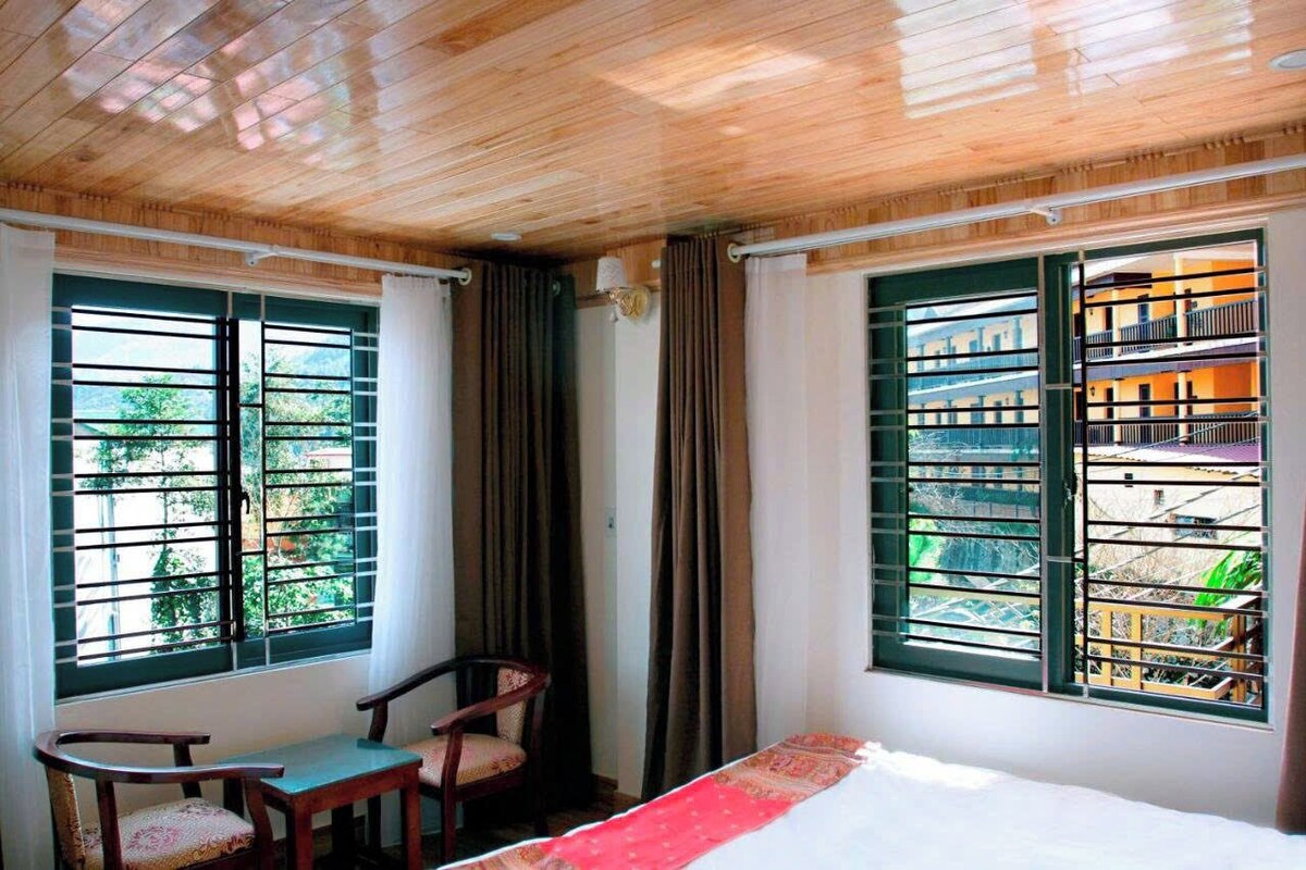 Deluxe-Doppelzimmer, Terrasse, Stadtblick