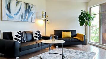 Smart TV, tenis de mesa y libros