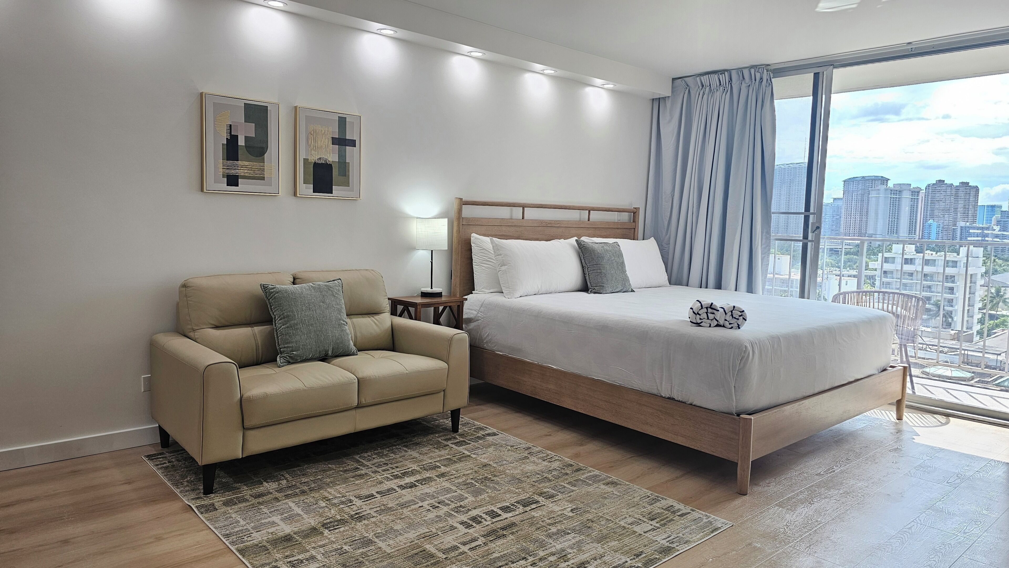 Iron/ironing board, free WiFi, bed sheets, wheelchair access