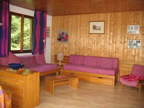Living area - Vrbo Property (Pralognan-la-Vanoise)