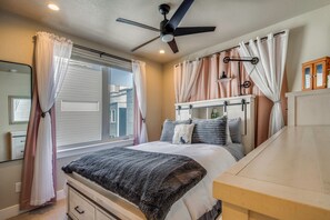 Room - Walk to Mile High Stadium: Denver Home w/ Deck (Denver)