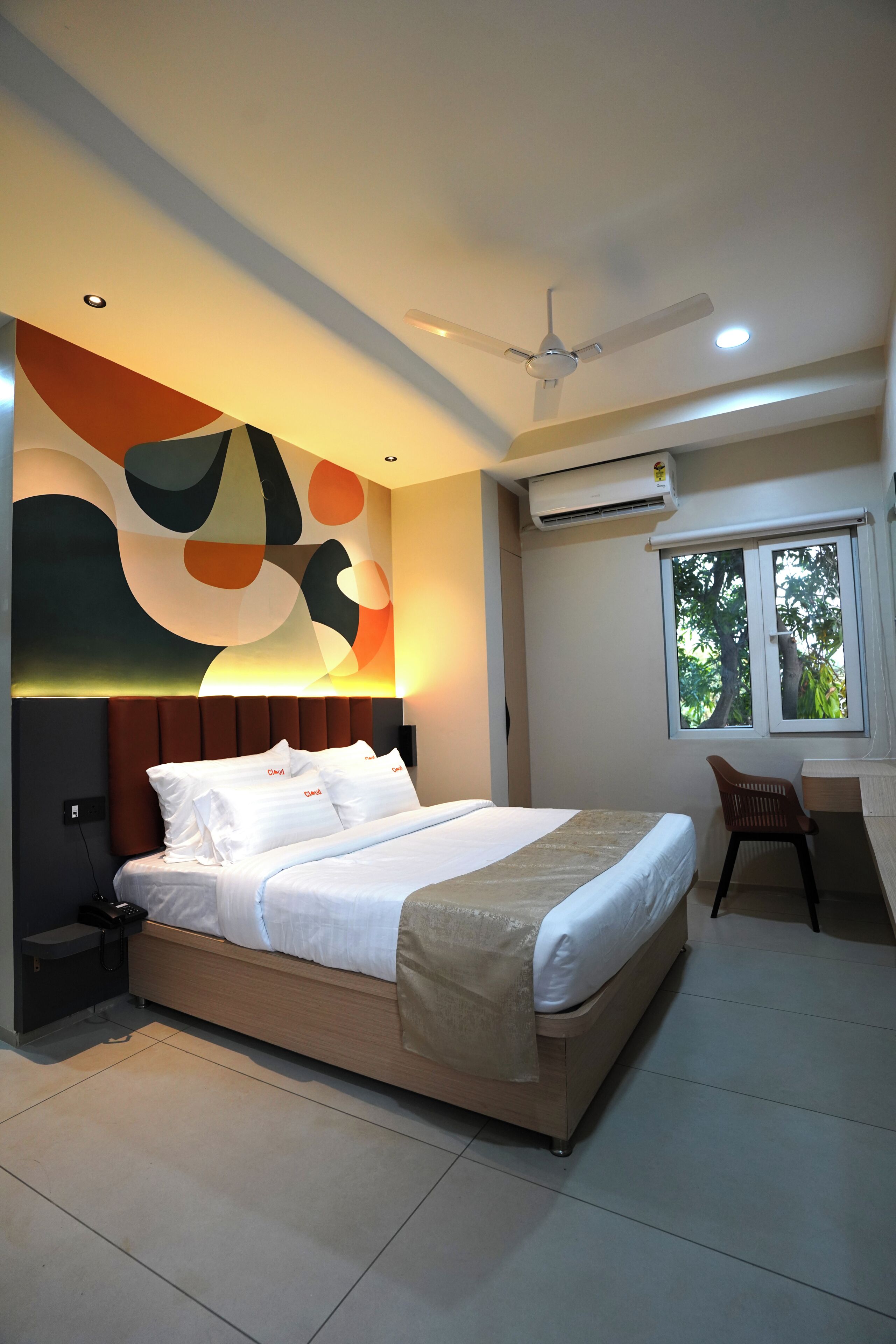 Family Suite, 1 Queen Bed, Non Smoking, Park View