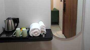 Family Suite, 1 Queen Bed, Non Smoking, Park View | Interior