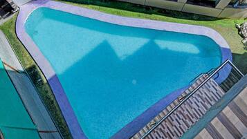 House | Pool