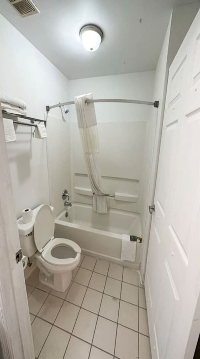 Douche, serviettes fournies