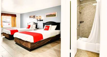 2 lits Queen | Three Rivers, Texas