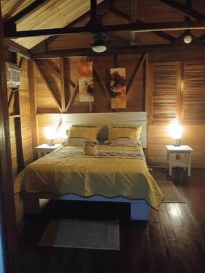 Kamar Double Superior, pemandangan kota | Meja kerja, ruang kerja ramah laptop, dan setrika/meja setrika