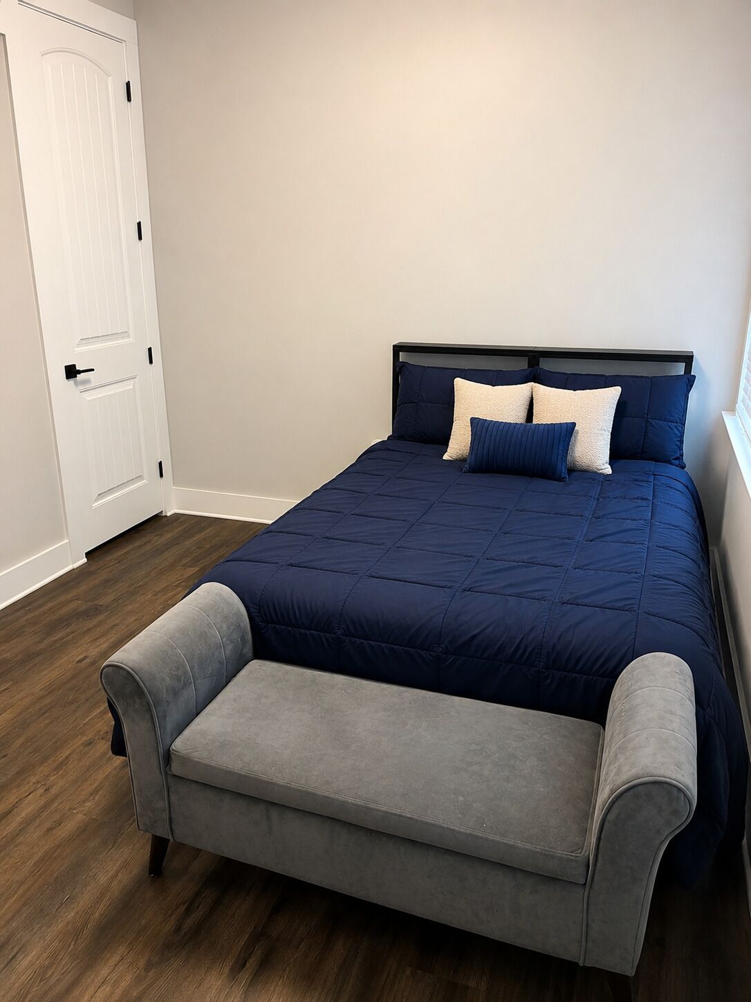 3 bedrooms, WiFi, bed sheets