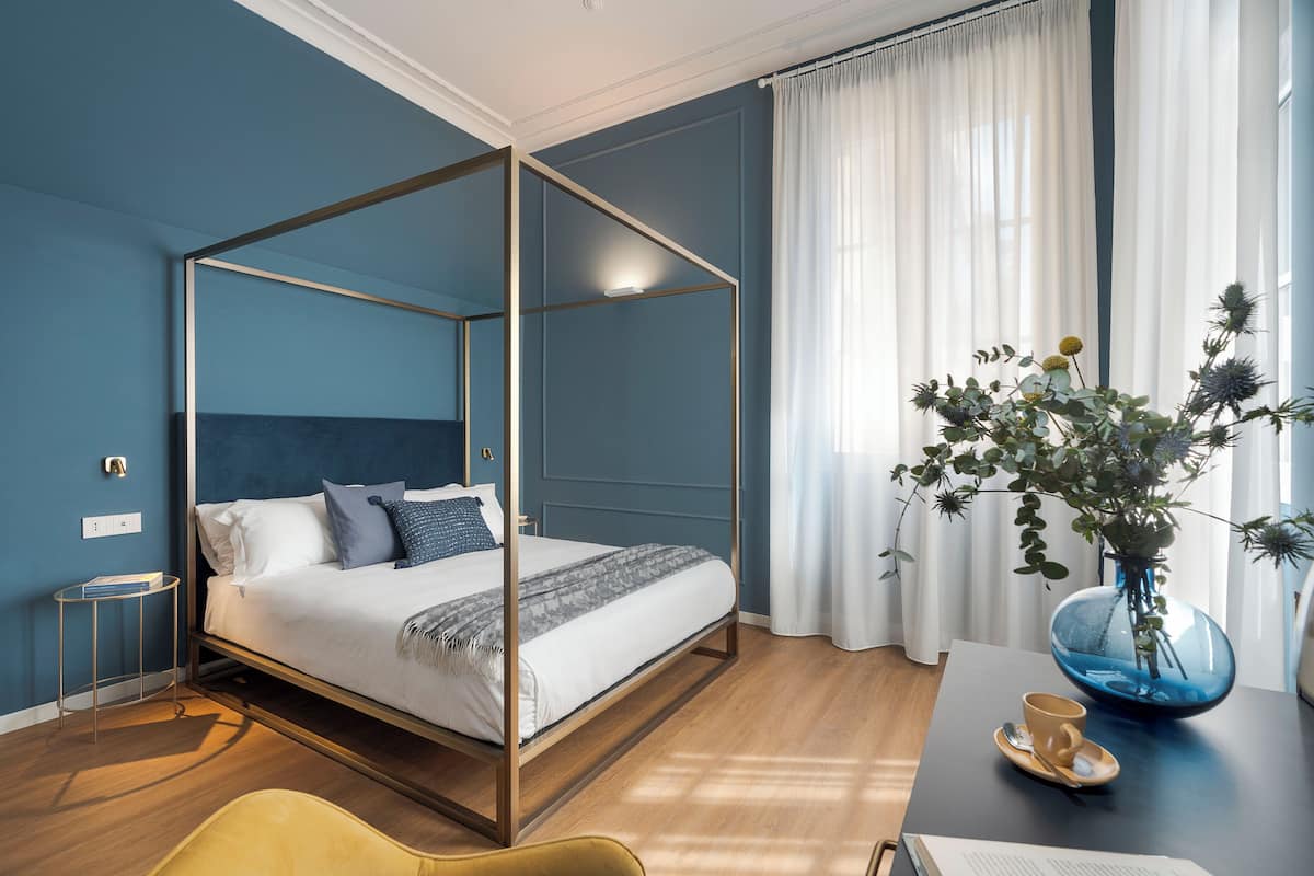 Apartment, Balcony, City View | In-room safe, soundproofing, iron/ironing board, WiFi (free)