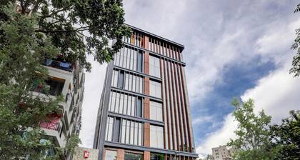 Townhouse OAK Kzar Corporate Hotel