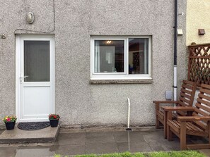 Exterior - 2 bedroom accommodation in Balintore (Balintore)