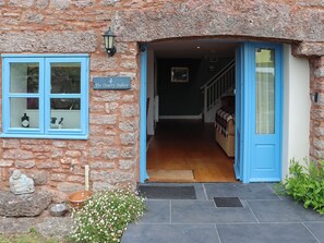 Exterior detail - 3 bedroom accommodation in Cheddar (Cheddar)