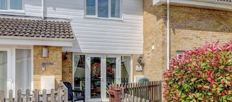 2 bedroom accommodation in Ryde