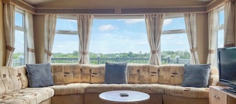 Valley View - UK52130