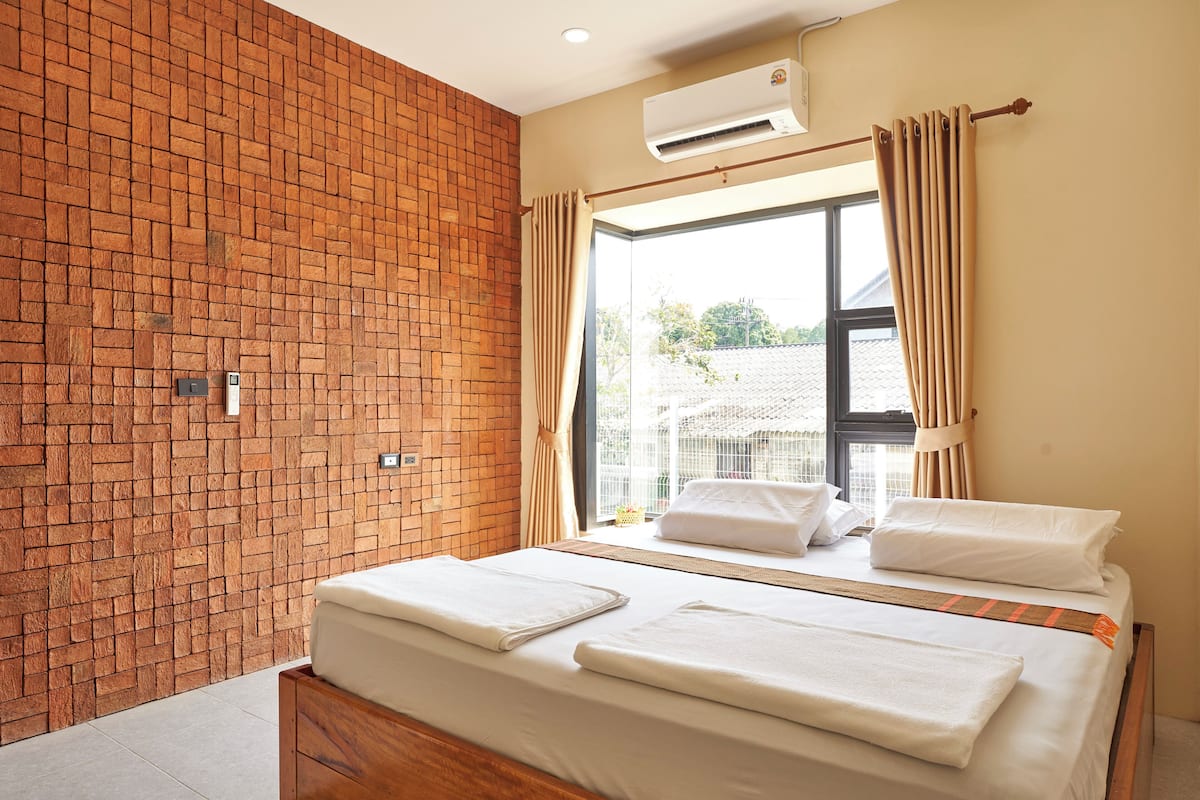 Deluxe Suite, Patio, Canal View | Free WiFi