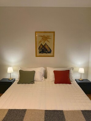 Room - Room 4 with Balcony, Casa Campo (Campogalliano)