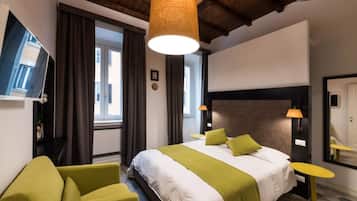 Luxury Apartment, 5 Bedrooms | Iron/ironing board, free WiFi