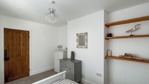 3 Schlafzimmer, kostenloses WLAN, Bettwäsche