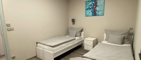 2 Schlafzimmer, Bügeleisen/Bügelbrett, WLAN, Bettwäsche