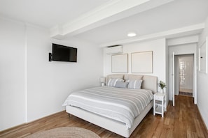 2 bedrooms, bed sheets - OCEANFRONT FURNISHED APARTMENT | SCARBOROUGH | FULL OCEAN VIEWS |1-4 MONTH STAYS (Scarborough)