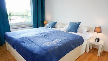 1 bedroom, iron/ironing board, WiFi (free), bed sheets