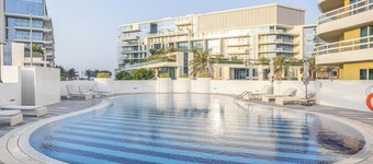 Bloomfields 1BR plus 1 in Ajwan Tower