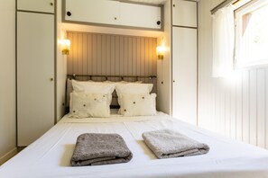 House - Charming Little Chalet in the Lot (Le Vigan)