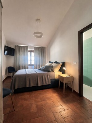 Wi-Fi de cortesia, roupa de cama