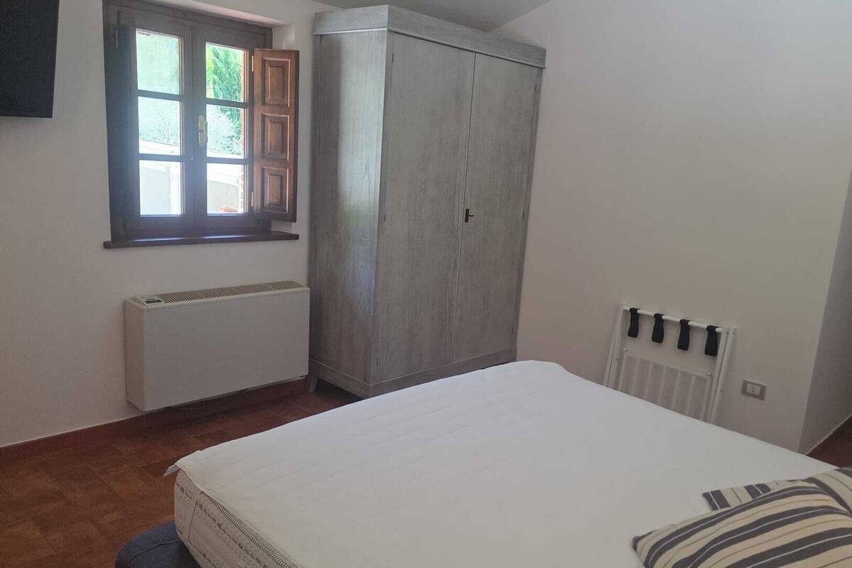 Deluxe Double Room | WiFi (free), bed sheets