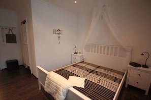 Iron/ironing board, free WiFi, bed sheets - Vrbo Property (Wasserburg am Inn)
