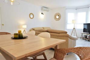 House | 2 bedrooms, Internet - Beautiful 2 Bedroom Duplex F-4 (Marbella)