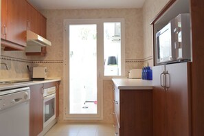 House | 2 bedrooms, Internet - Beautiful 2 Bedroom Duplex F-4 (Marbella)