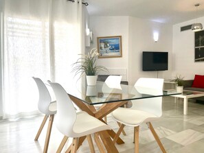 Ferienhaus | 2 Schlafzimmer, Internetzugang