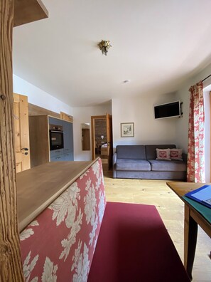 Living area - Vrbo Property (Sölden)