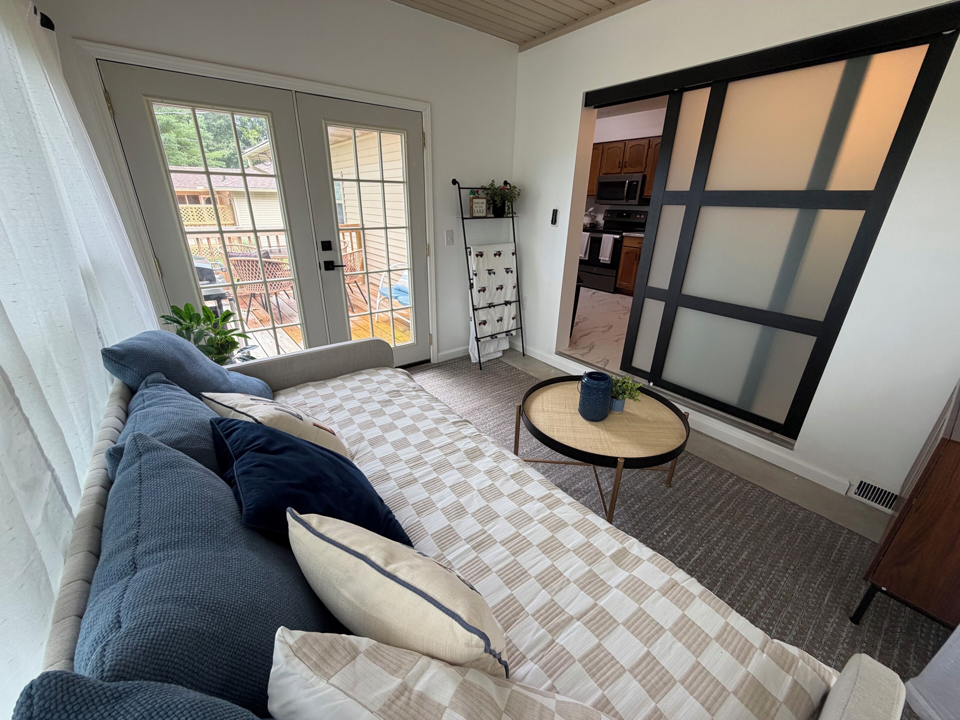 3 bedrooms, WiFi, bed sheets